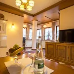 Hirsch Hotel 3*